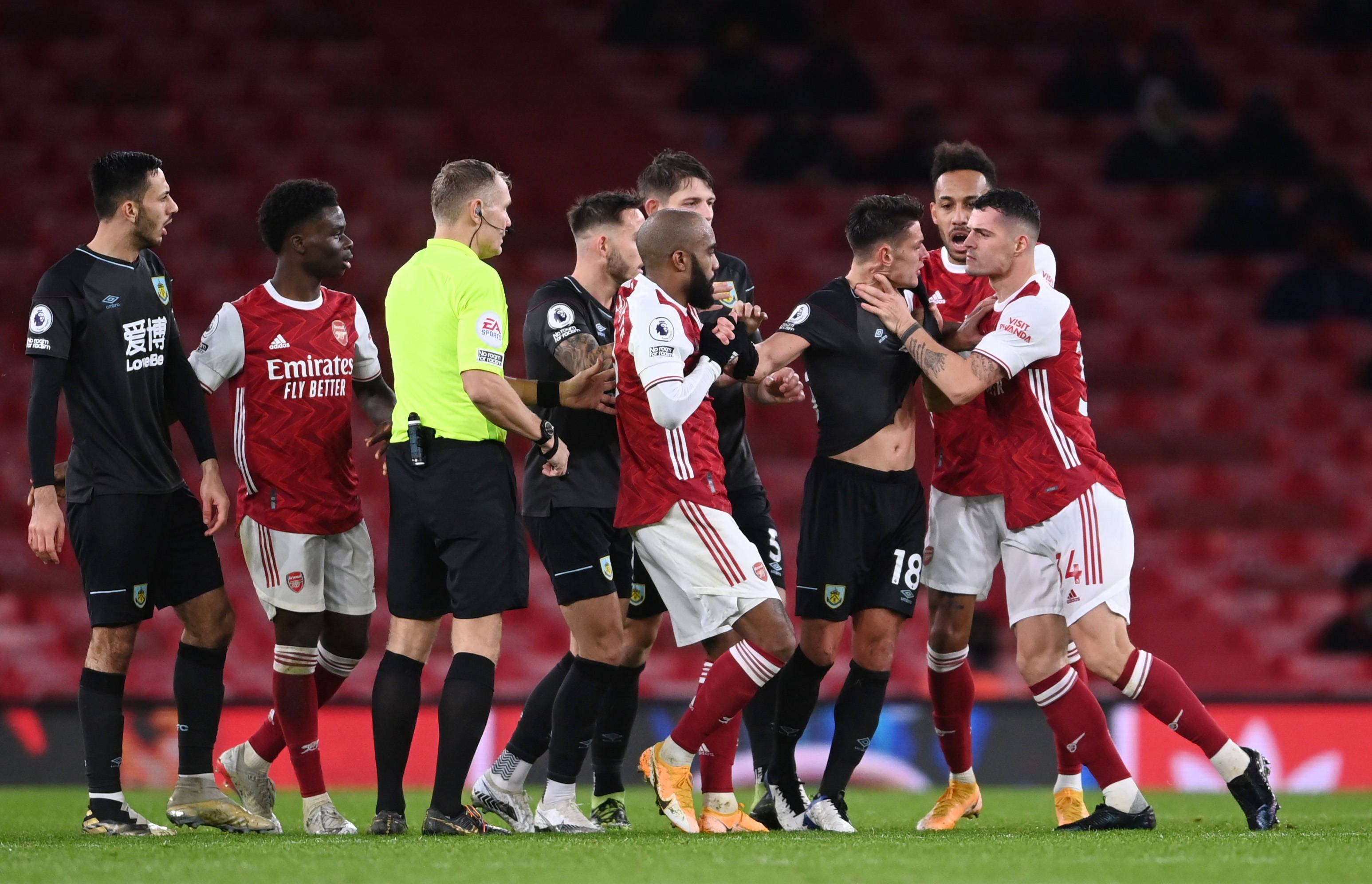 巴西男排巅峰内战 39岁副攻率队夺冠+MVP 克鲁塞罗第九次加冕